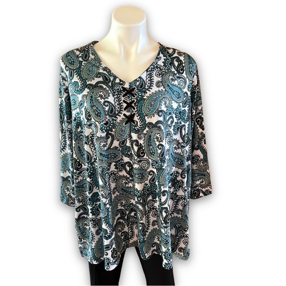 Plus Size 2X | Emaline Woman | Jersey | Tunic | Turquoise and Black Paisley - Picture 3 of 10